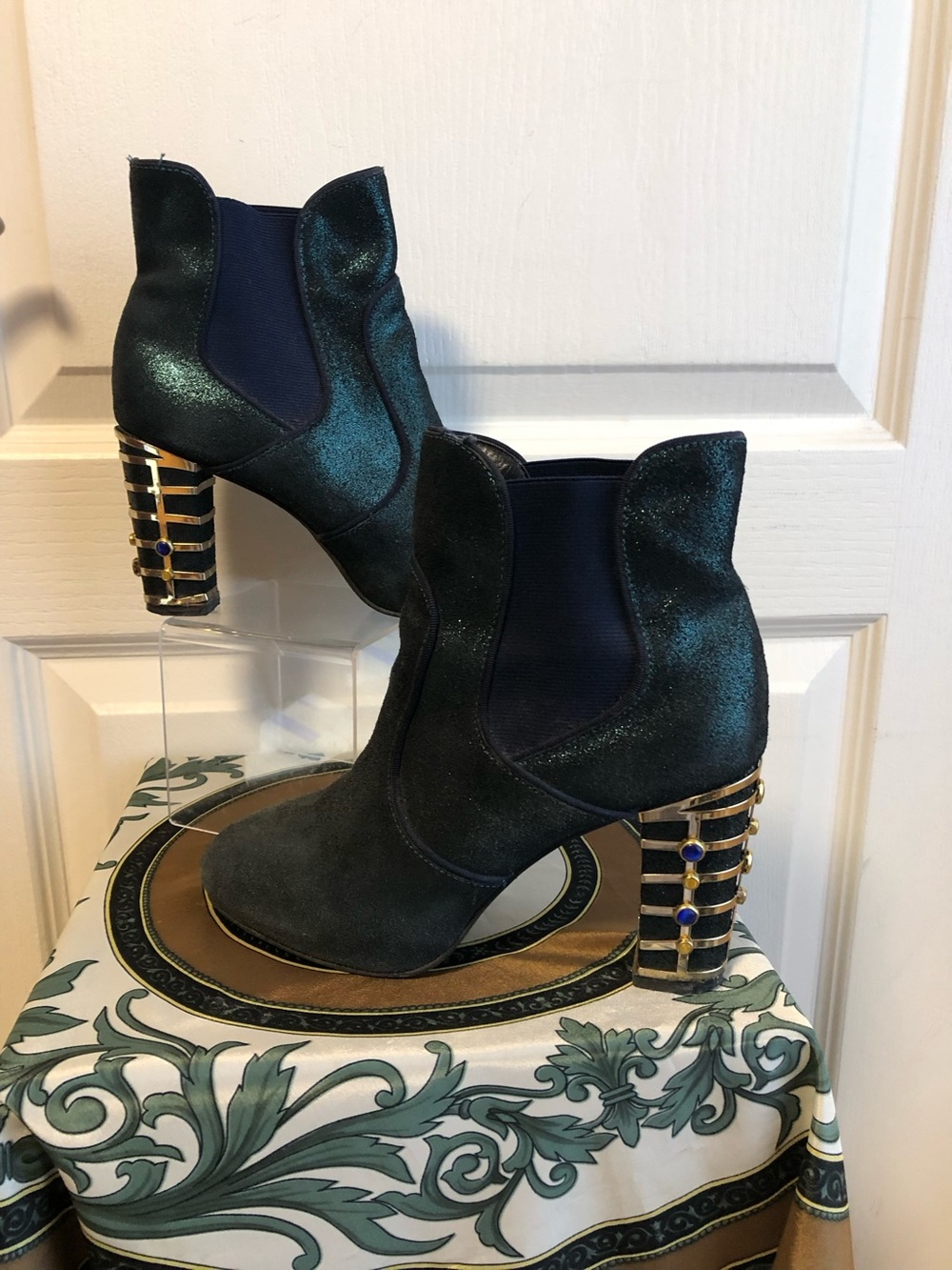 Rare Tory Burch Metallic Teal Ankle Boots Gold cage jewelled Heel